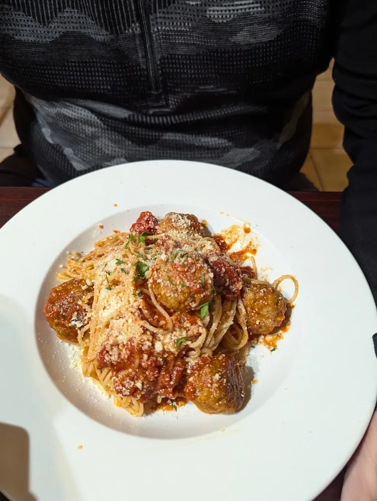 Spaghetti & Meatballs